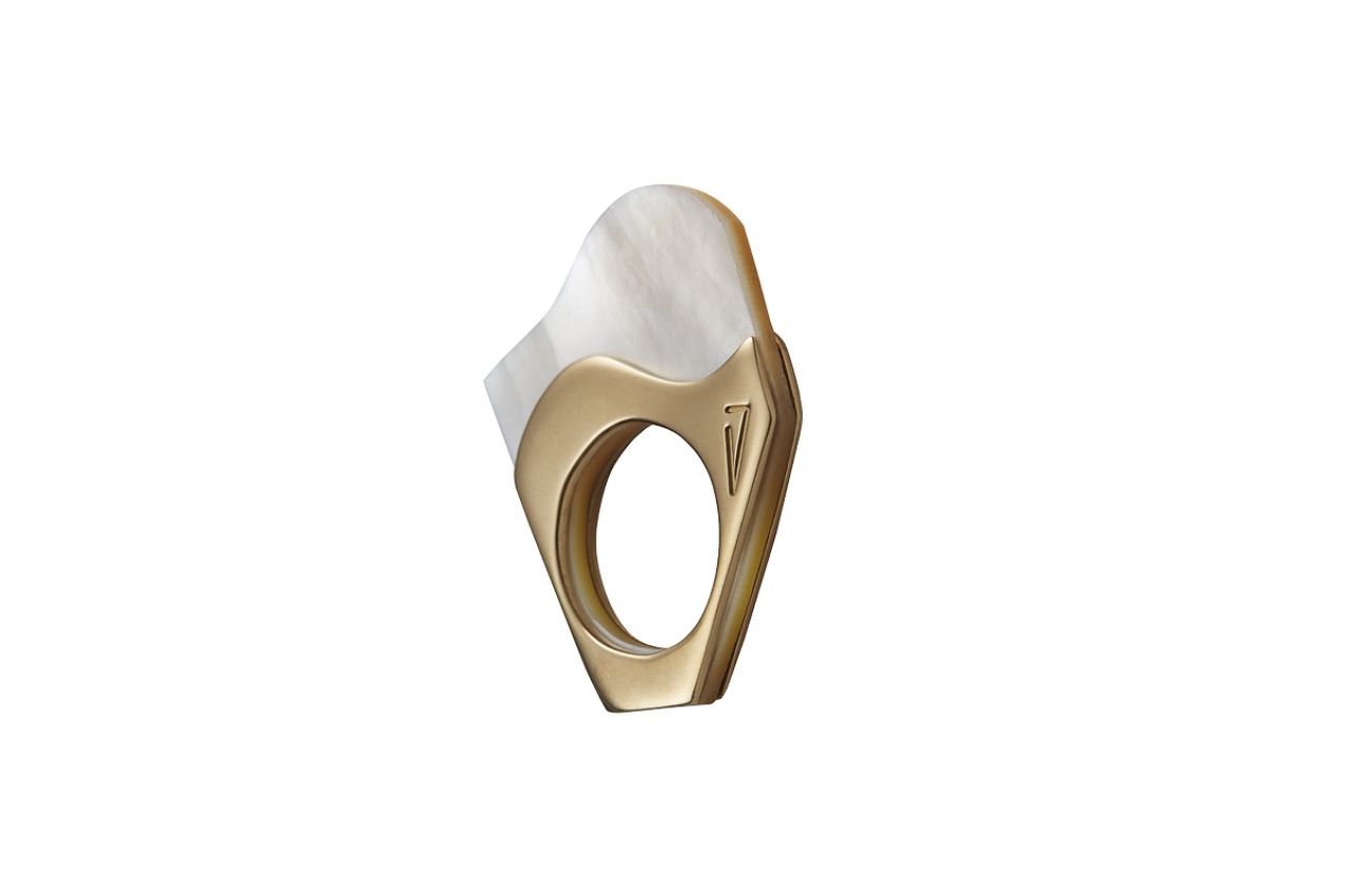 "MOTHER PEARL #5" RING 